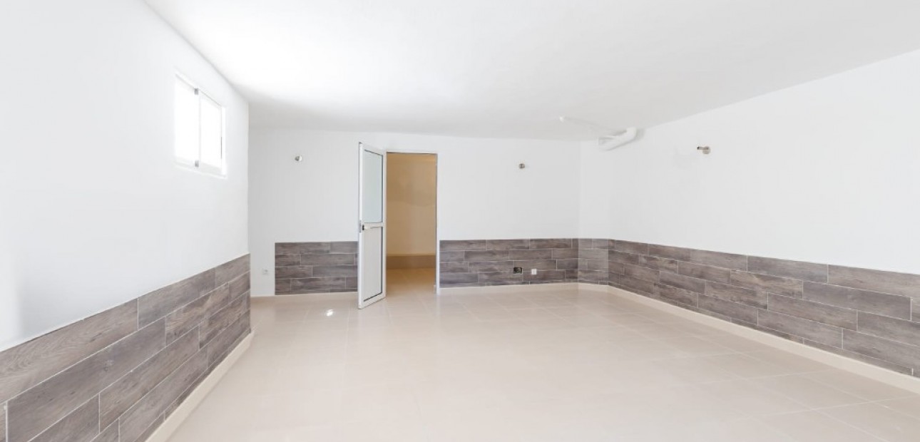 Sale - Villa -
Orihuela Costa - Villamartín