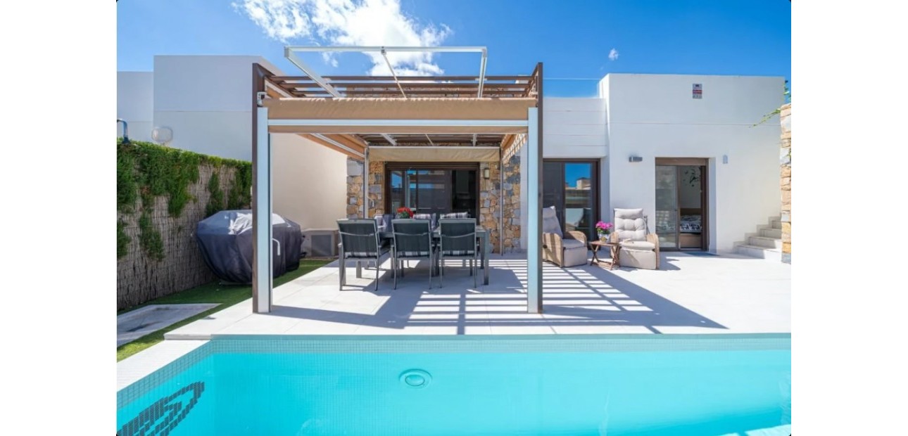 Venta - Adosado -
Orihuela Costa - Lomas de Cabo Roig