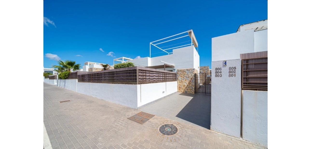 Venta - Adosado -
Orihuela Costa - Lomas de Cabo Roig