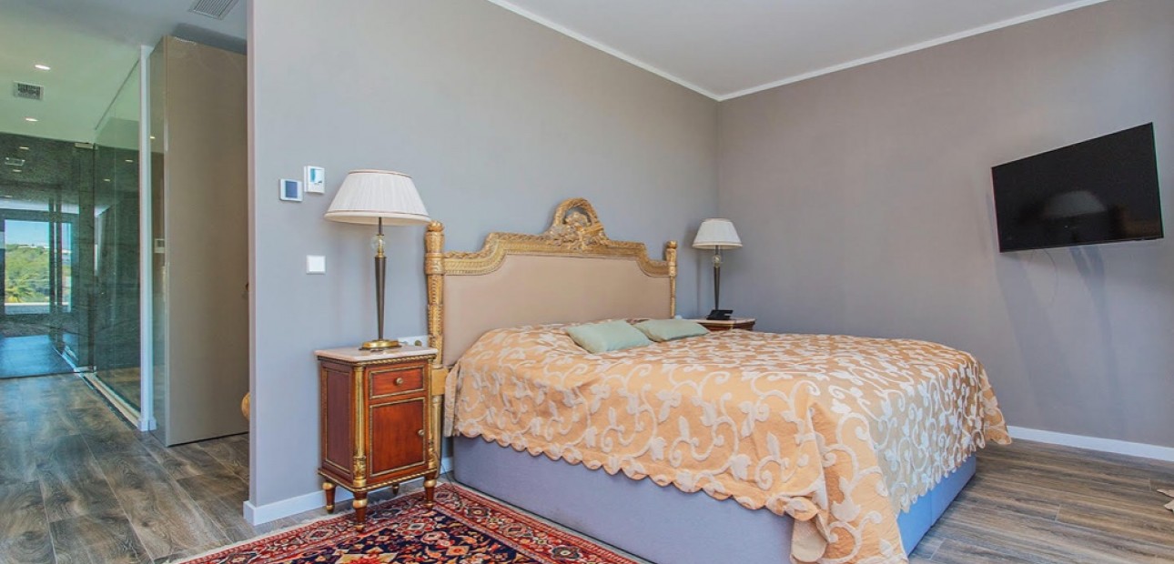 Venta - Villa -
Las Colinas - Las Colinas Golf