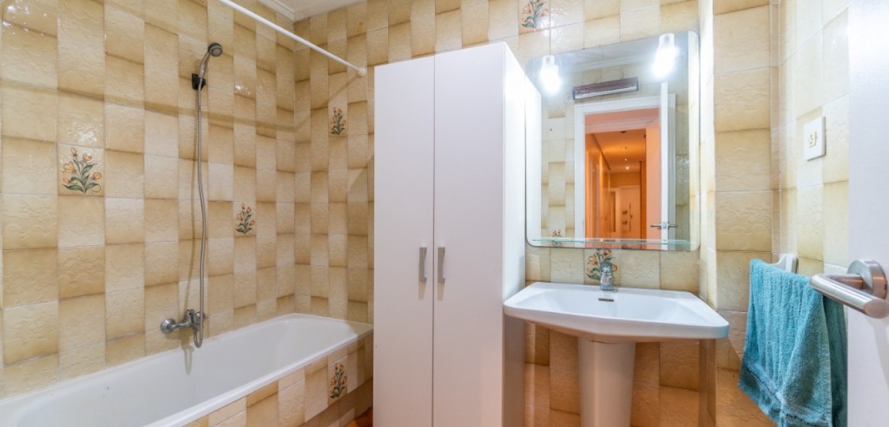 Sale - Apartment / flat -
Torrevieja