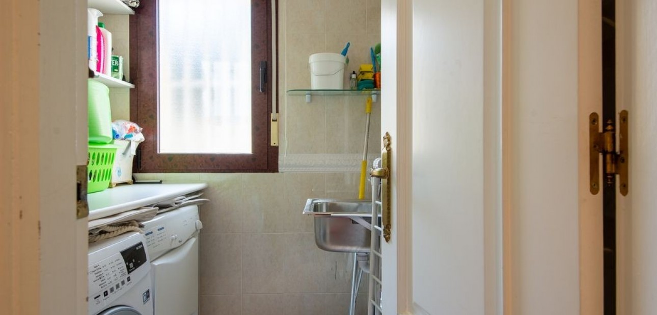 Sale - Villa -
Algorfa