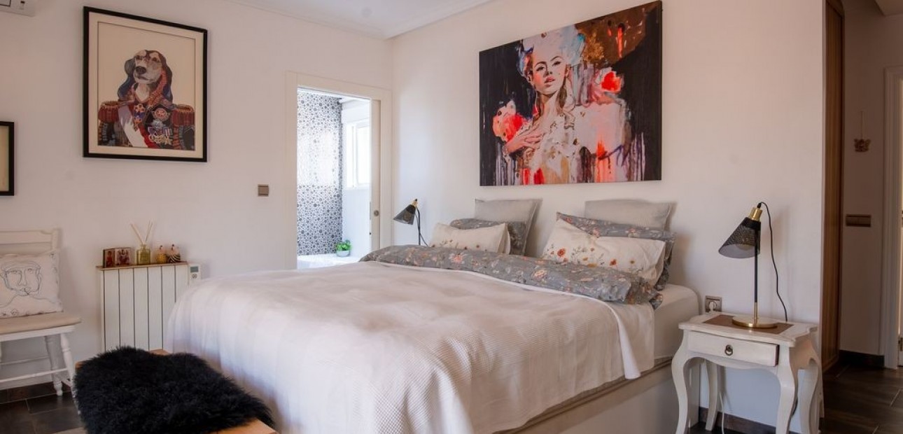 Sale - Villa -
Algorfa