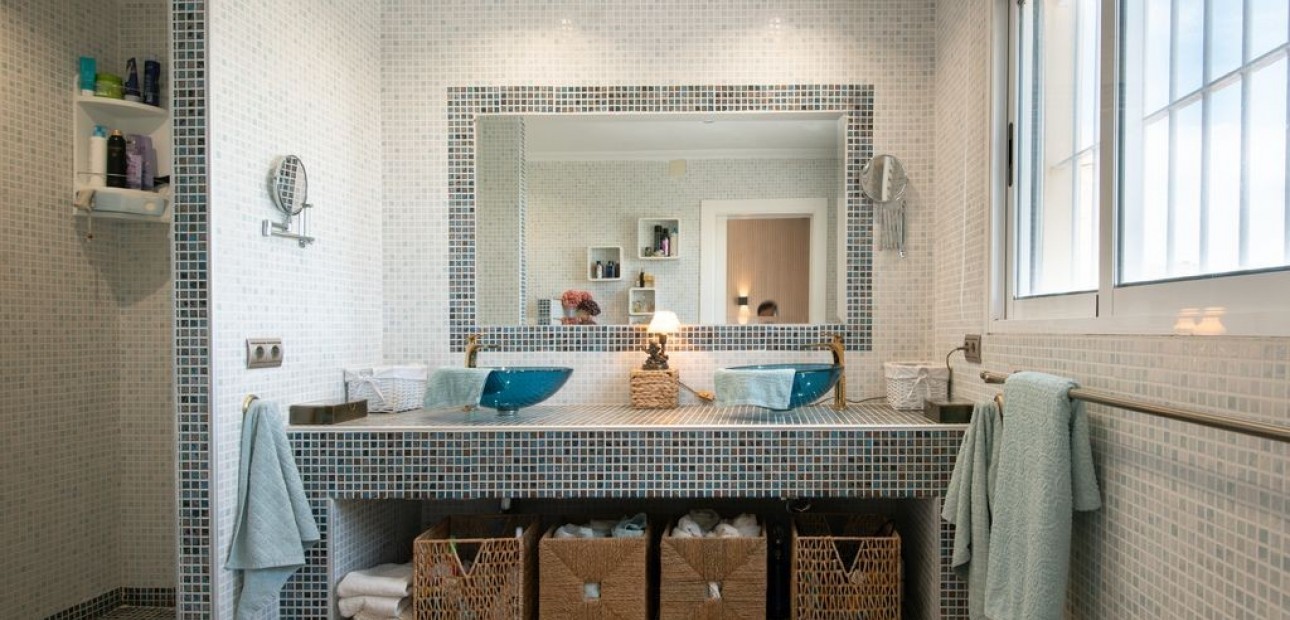 Sale - Villa -
Algorfa