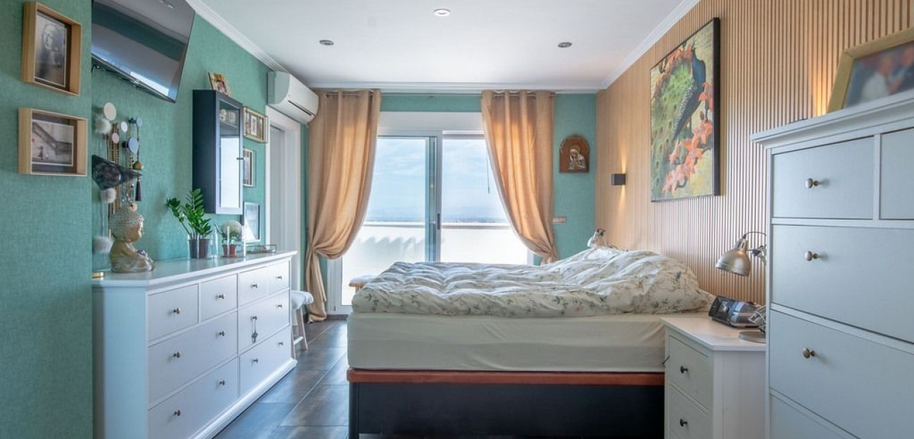 Sale - Villa -
Algorfa