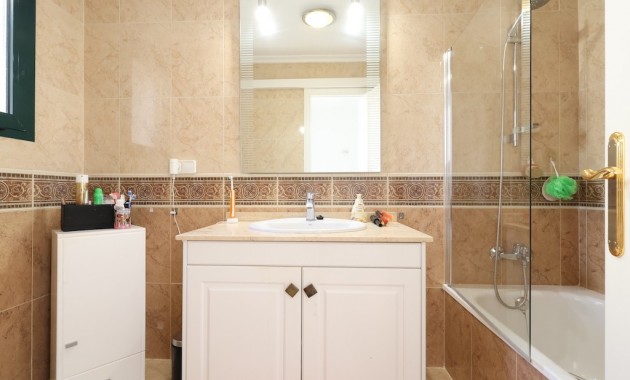 Sale - Townhouse -
Campoamor