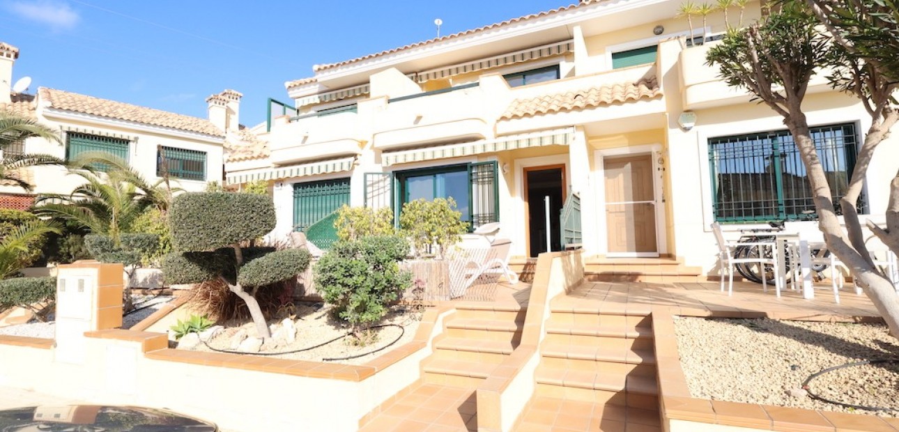 Sale - Townhouse -
Campoamor