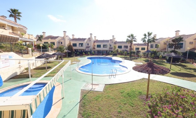 Sale - Townhouse -
Campoamor