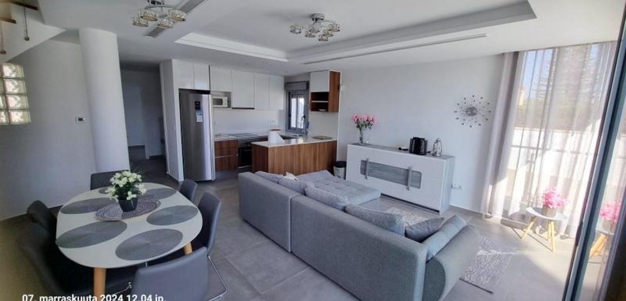 Venta - Villa -
Los Balcones