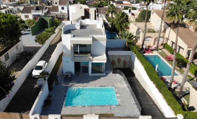 Venta - Villa -
Los Balcones