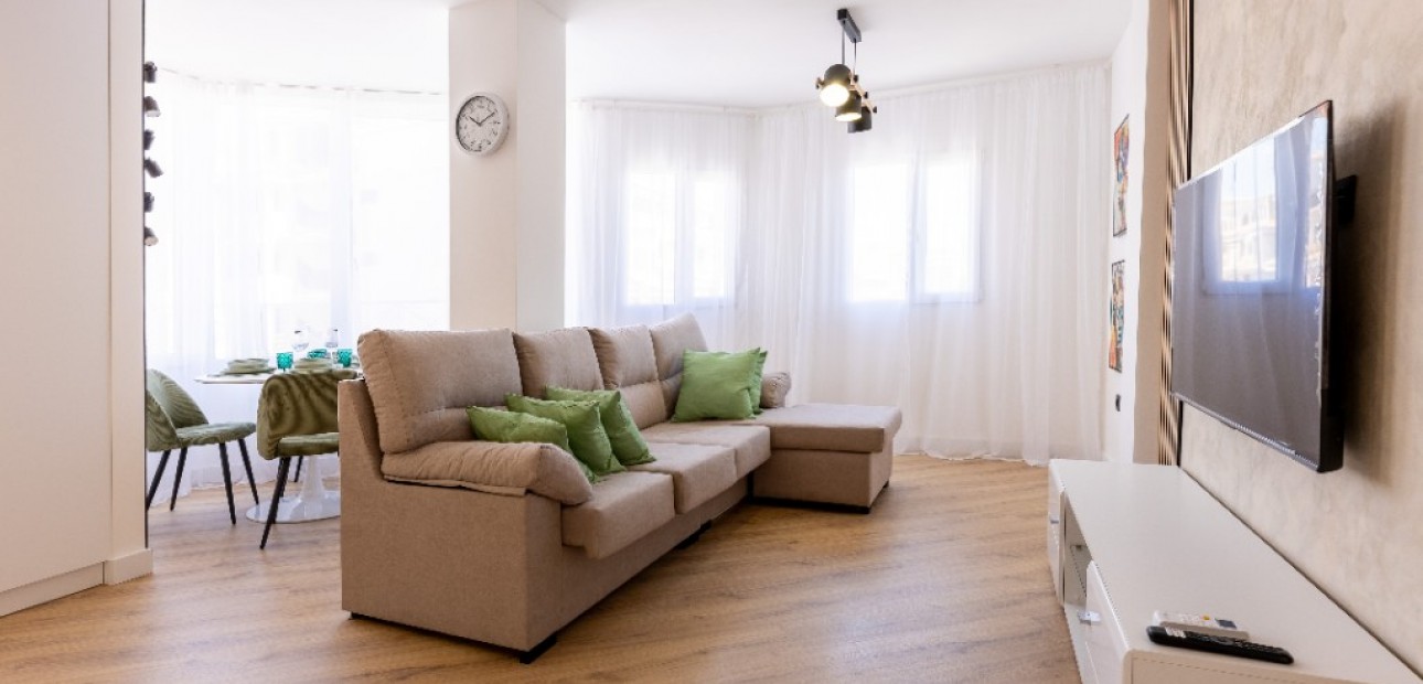 Herverkoop - Appartement / flat -
Torrevieja