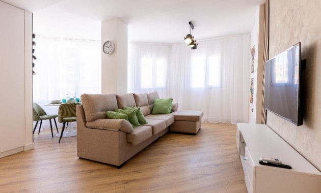 Herverkoop - Appartement / flat -
Torrevieja