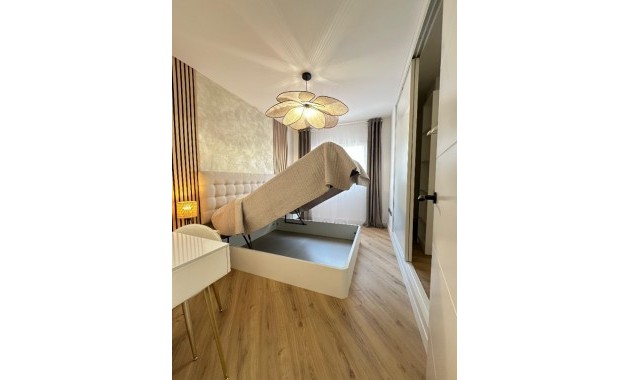 Herverkoop - Appartement / flat -
Torrevieja