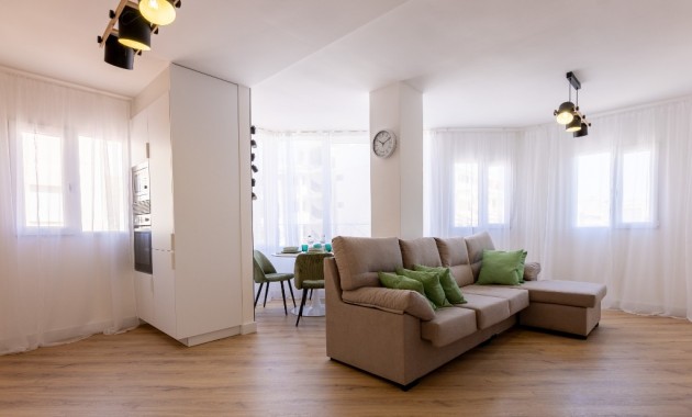 Herverkoop - Appartement / flat -
Torrevieja