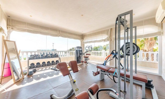 Venta - Villa -
Playa San Juan