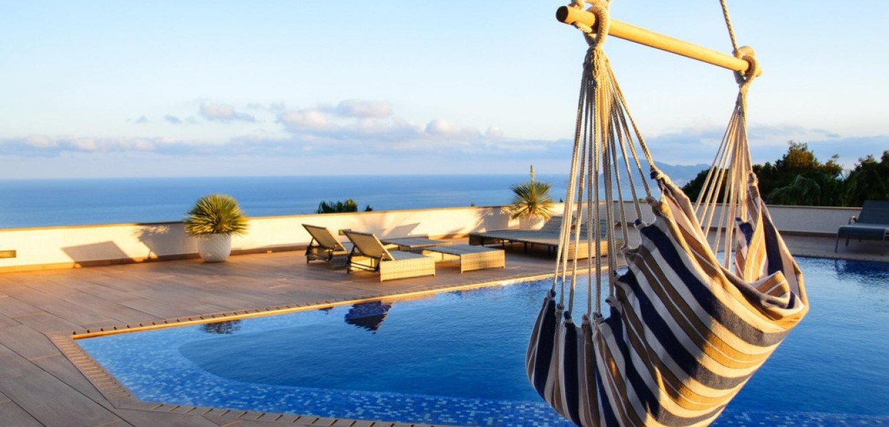 Venta - Villa -
Altea