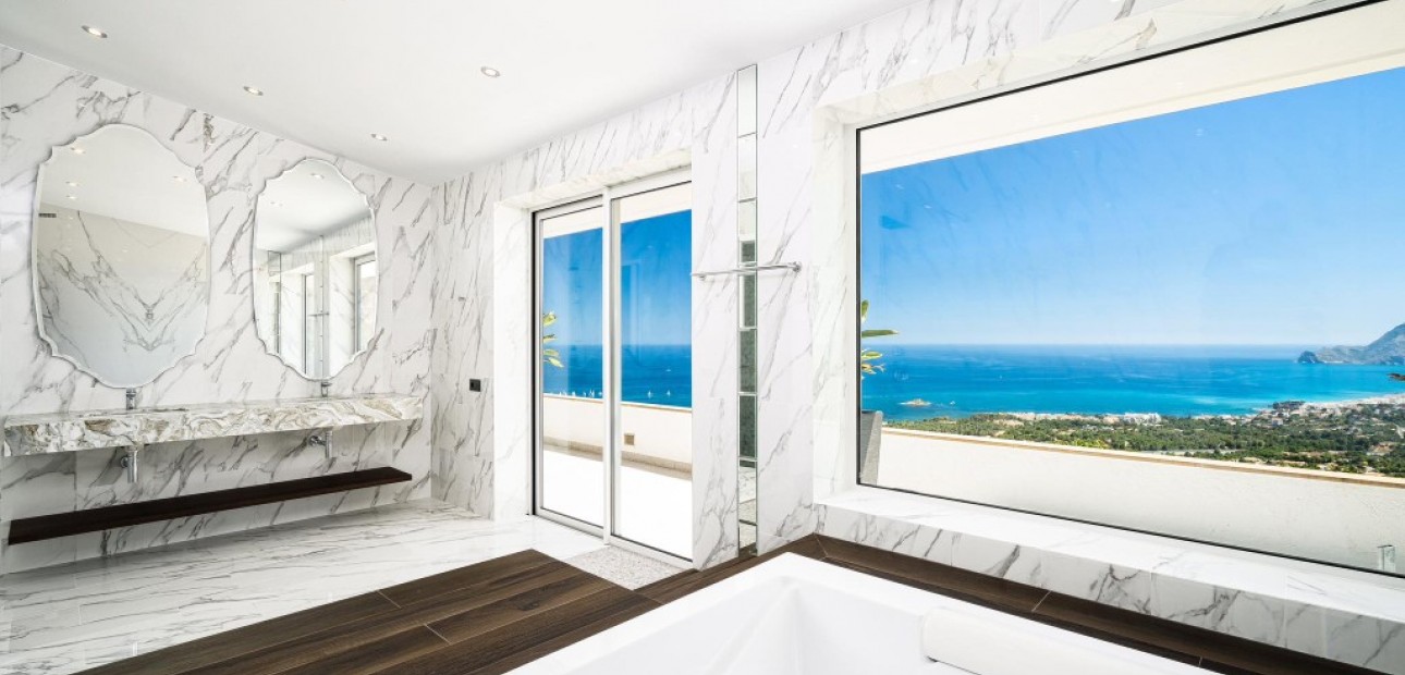 Venta - Villa -
Altea