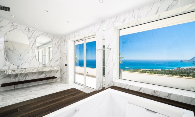 Venta - Villa -
Altea