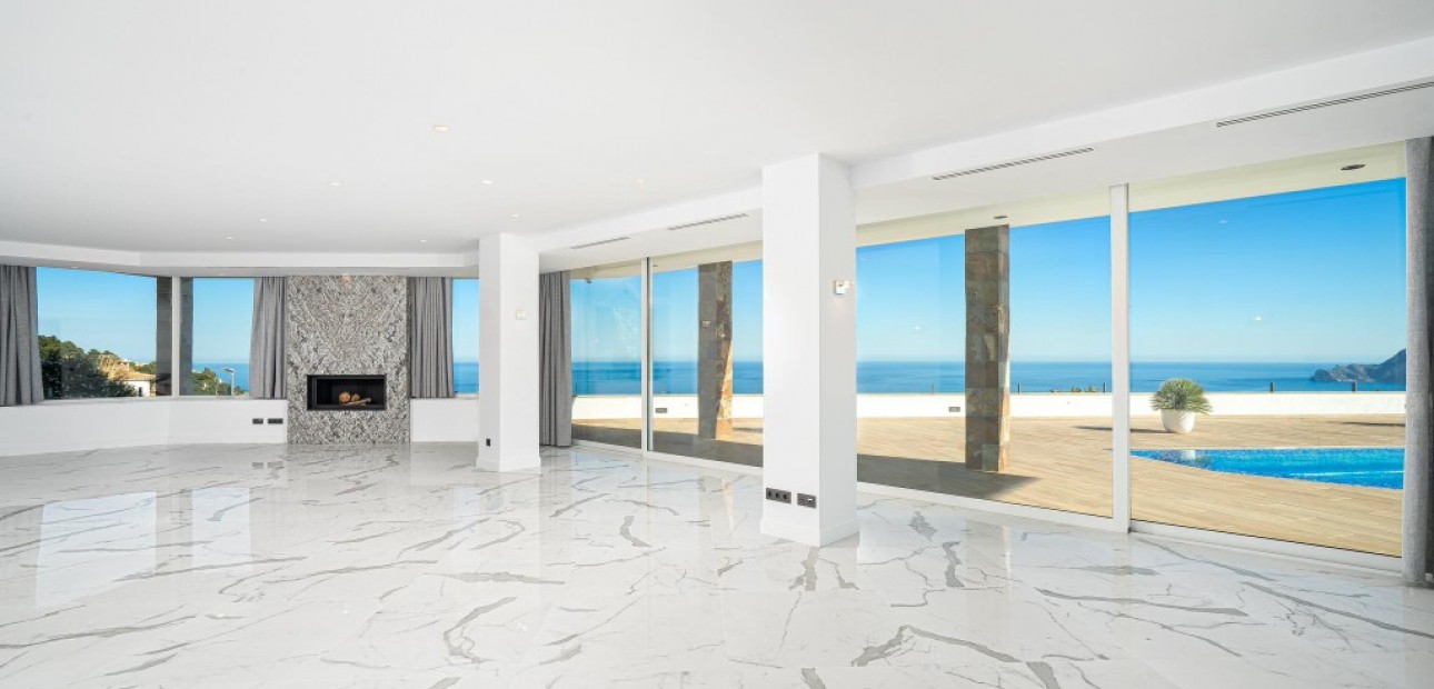 Venta - Villa -
Altea