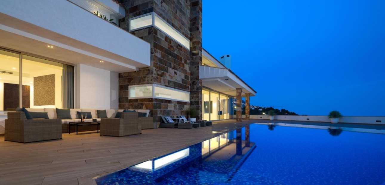 Venta - Villa -
Altea