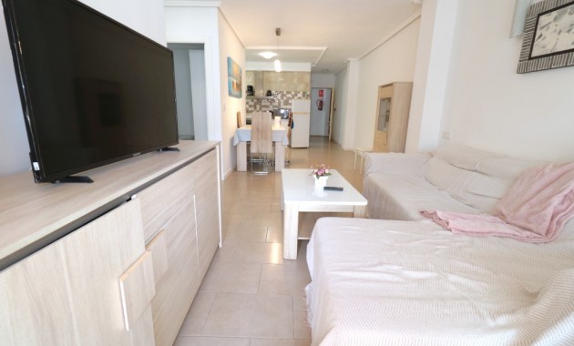 Venta - Apartamento / piso -
Torrevieja