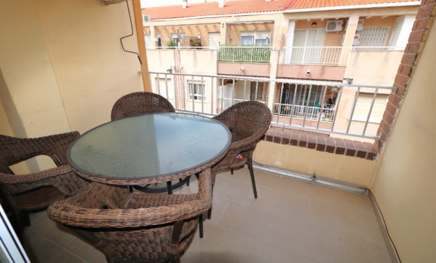 Venta - Apartamento / piso -
Torrevieja