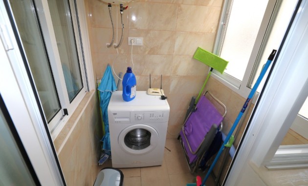 Venta - Apartamento / piso -
Torrevieja