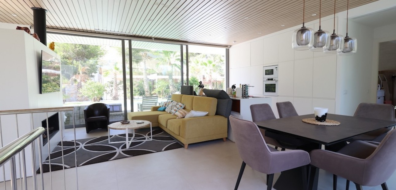 Sale - Villa -
Las Colinas - Las Colinas Golf