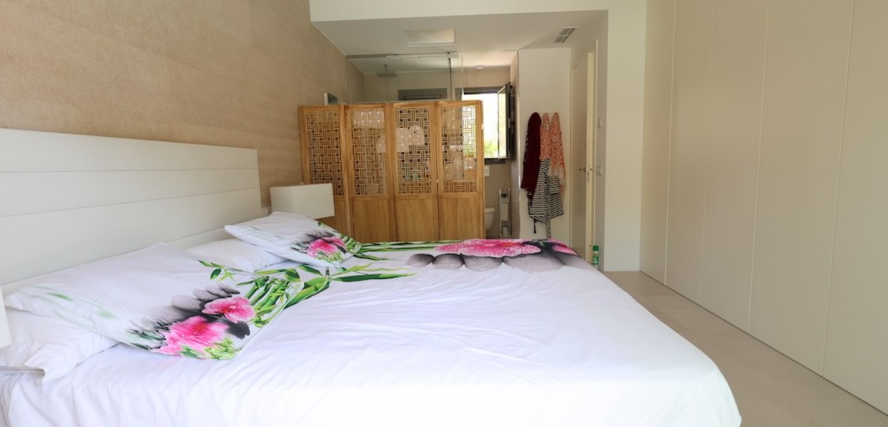 Sale - Villa -
Las Colinas - Las Colinas Golf