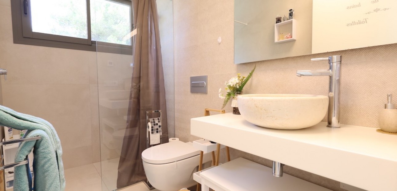 Sale - Villa -
Las Colinas - Las Colinas Golf