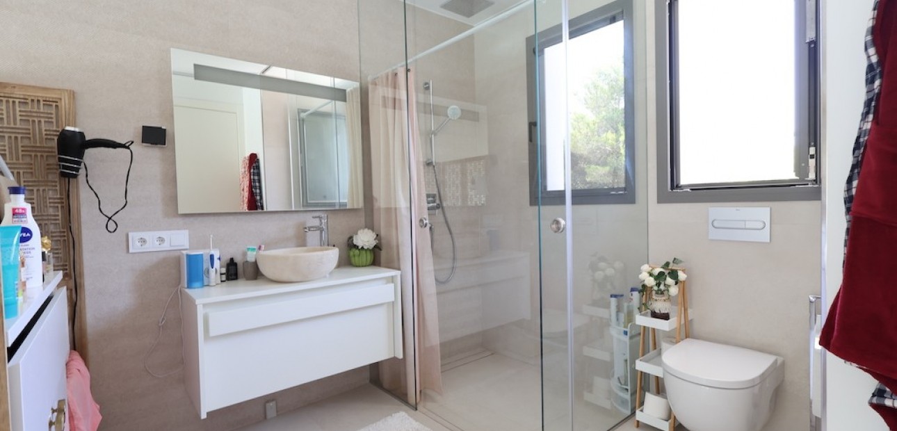 Sale - Villa -
Las Colinas - Las Colinas Golf