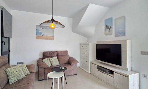 Herverkoop - Villa -
Orihuela Costa - Villamartín