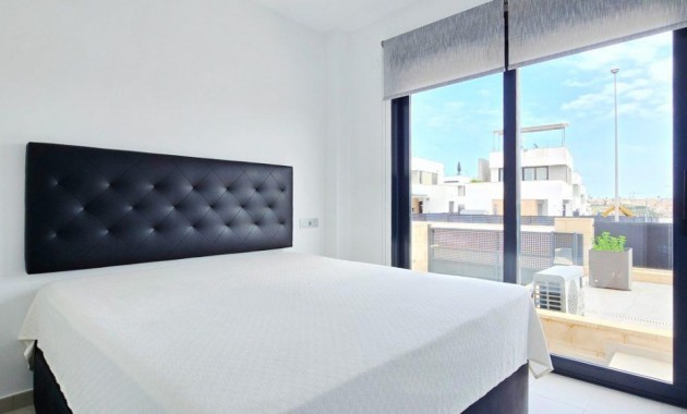 Herverkoop - Villa -
Orihuela Costa - Villamartín