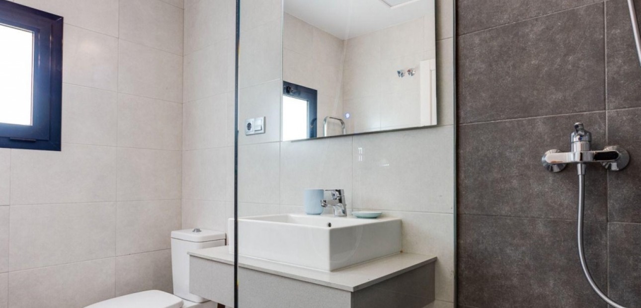 Herverkoop - Appartement / flat -
La Mata