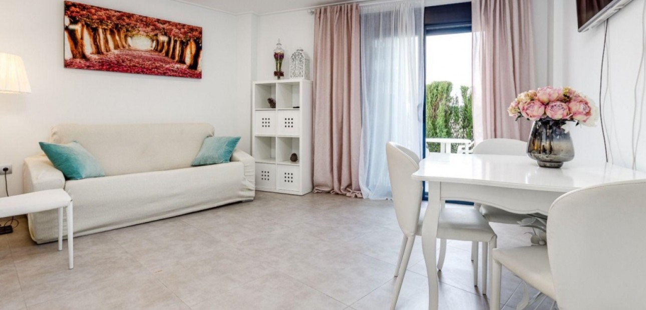 Herverkoop - Appartement / flat -
La Mata