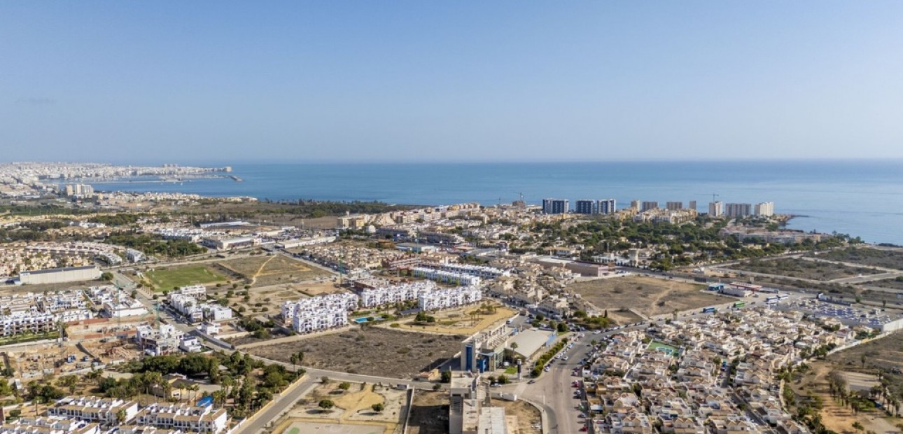 Herverkoop - Appartement / flat -
Playa Flamenca - Zeniamar