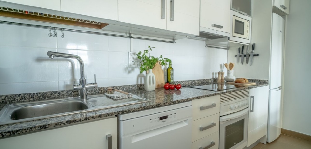 Herverkoop - Appartement / flat -
Playa Flamenca - Zeniamar