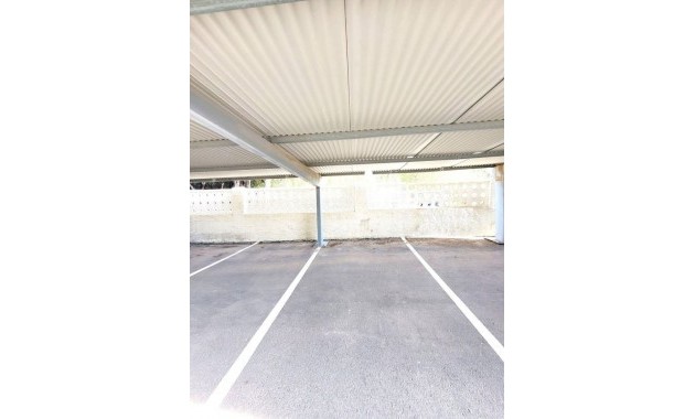 Venta - Apartamento / piso -
Dehesa de Campoamor