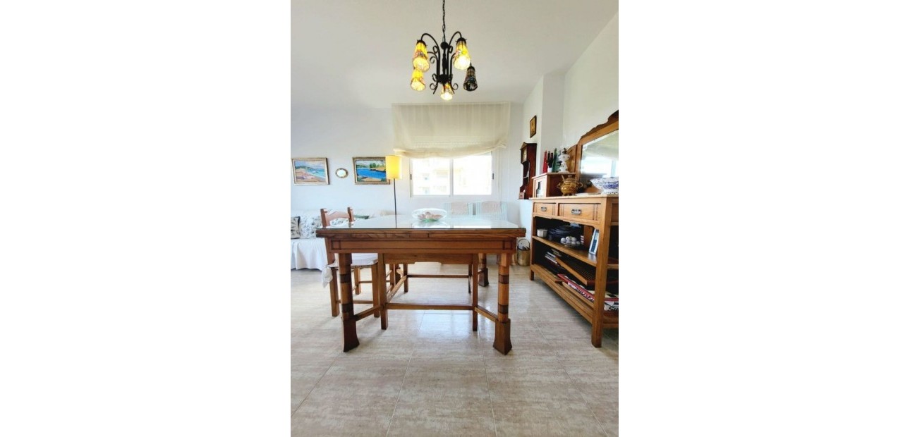 Venta - Apartamento / piso -
Dehesa de Campoamor