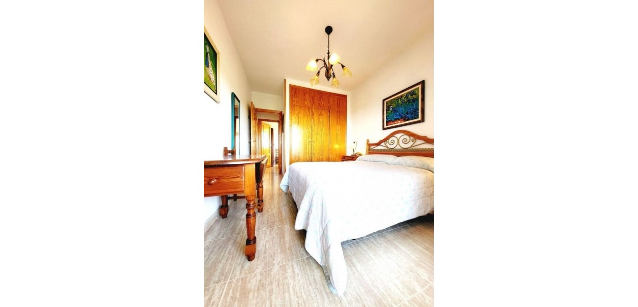 Venta - Apartamento / piso -
Dehesa de Campoamor