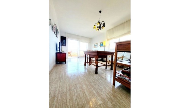 Venta - Apartamento / piso -
Dehesa de Campoamor