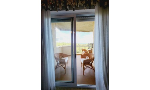 Venta - Apartamento / piso -
Dehesa de Campoamor