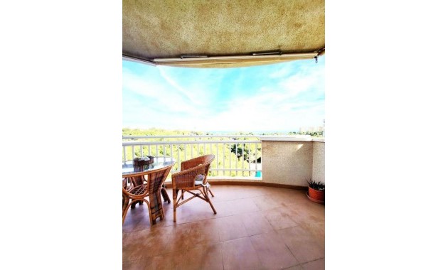 Venta - Apartamento / piso -
Dehesa de Campoamor