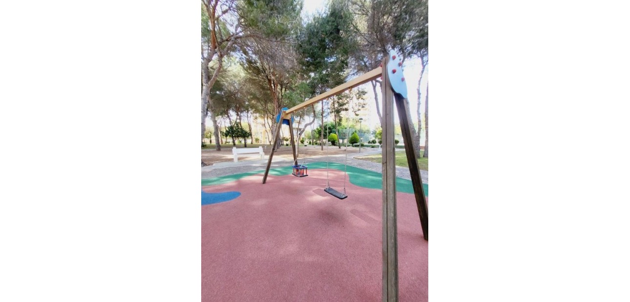 Venta - Apartamento / piso -
Dehesa de Campoamor