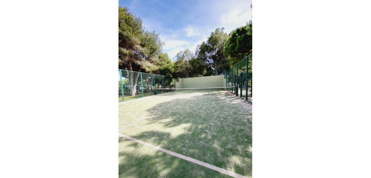 Venta - Apartamento / piso -
Dehesa de Campoamor