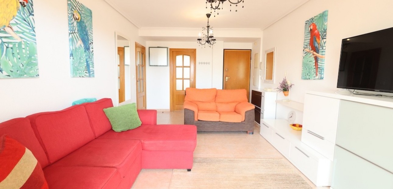 Venta - Apartamento / piso -
Campoamor