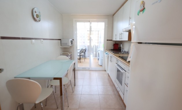 Venta - Apartamento / piso -
Campoamor