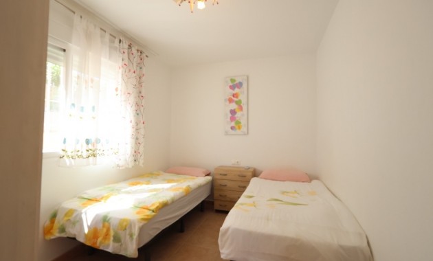 Venta - Apartamento / piso -
Campoamor