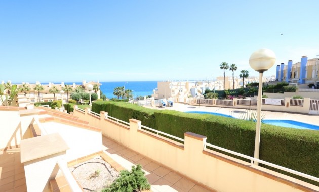 Venta - Apartamento / piso -
Campoamor