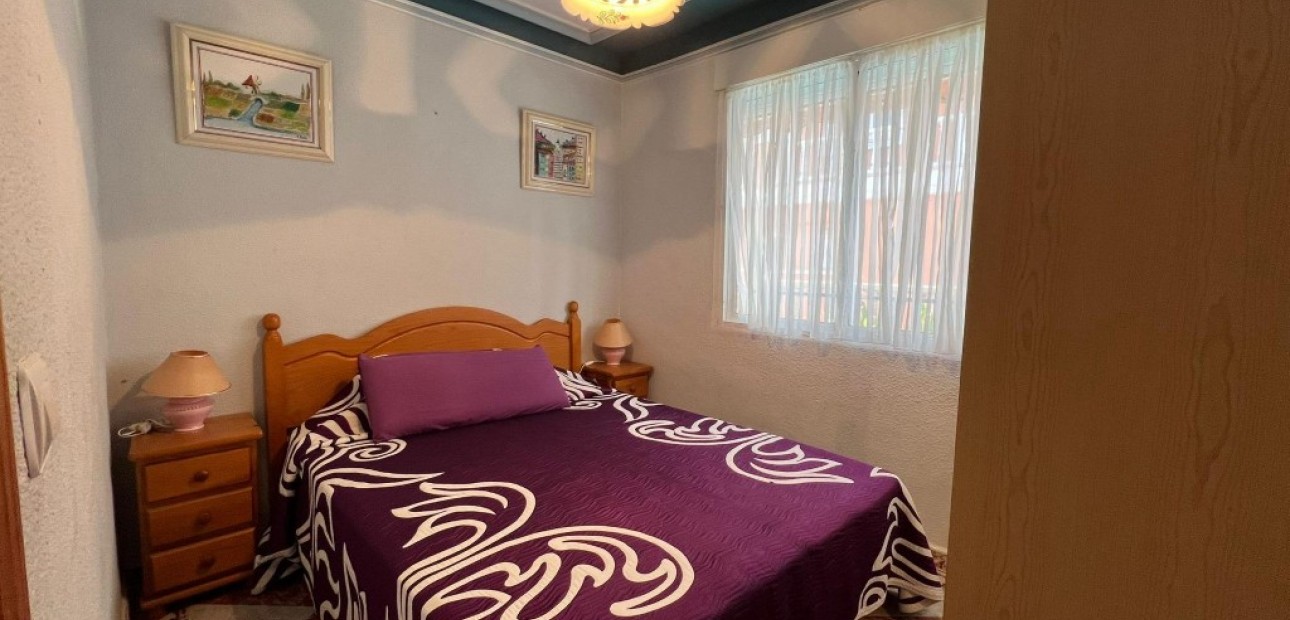 Herverkoop - Herenhuis -
La Mata